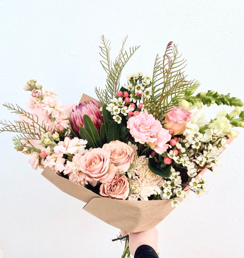Valentine's Preorder - Wrapped Bouquet