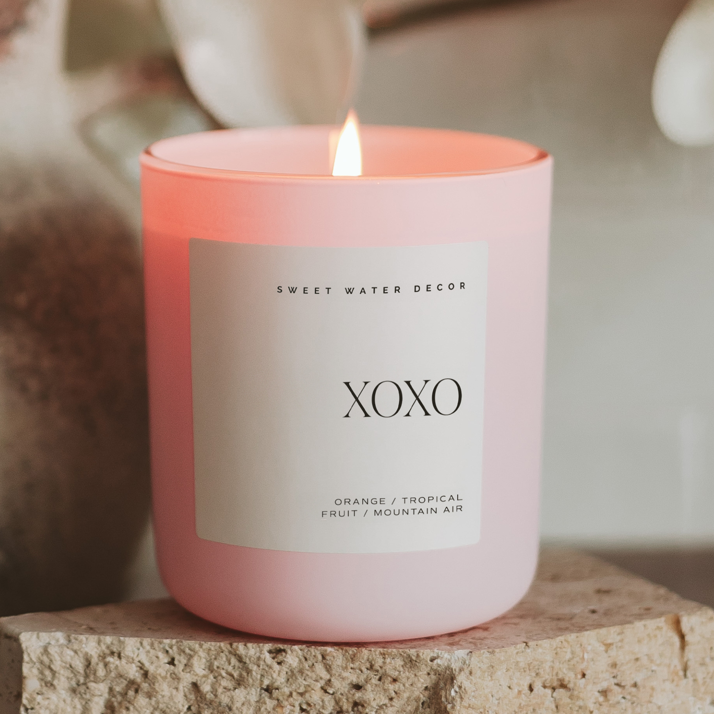 XOXO 15 oz Soy Candle, Matte Jar