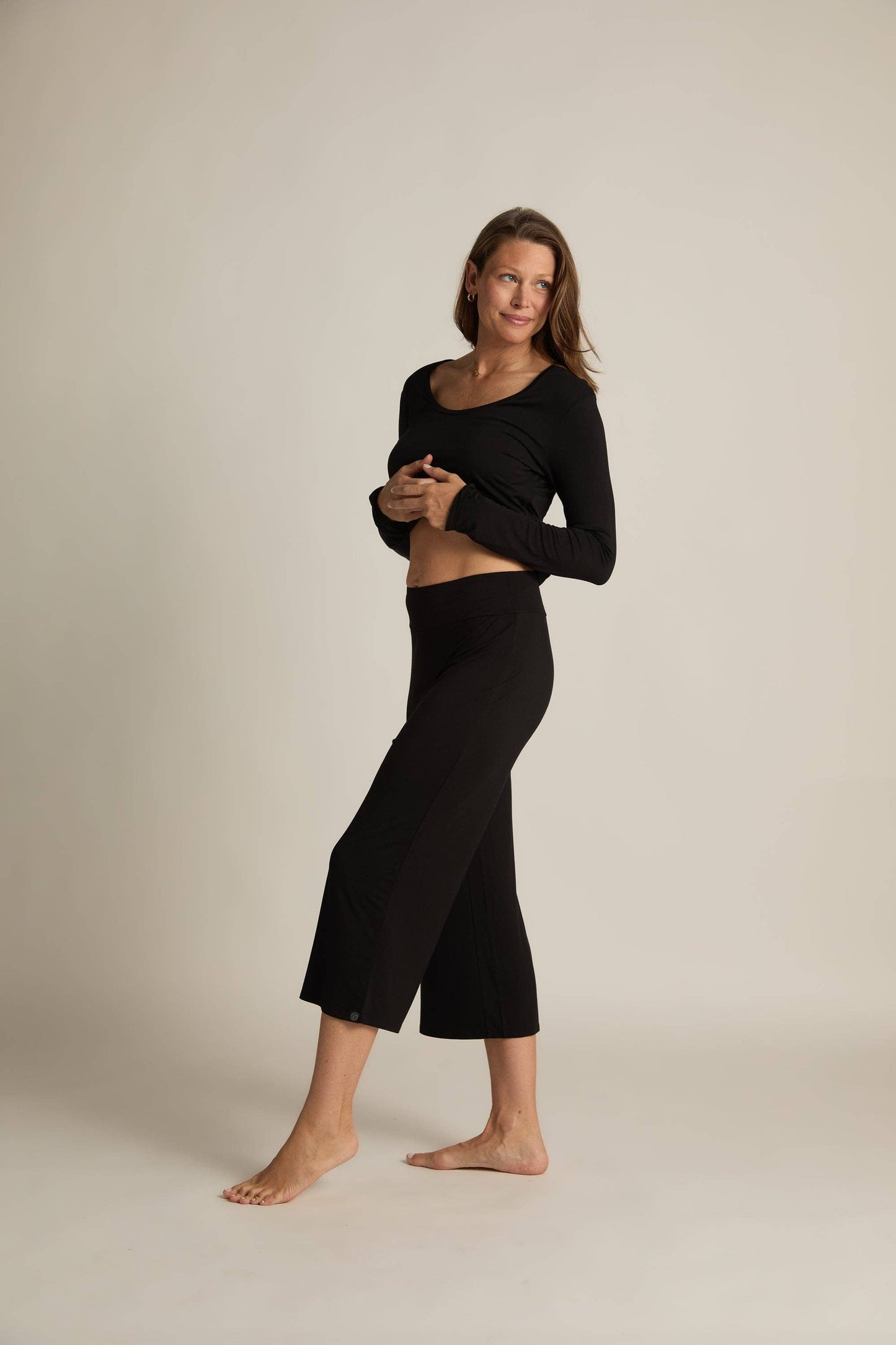 Wide-Leg Capri Pant