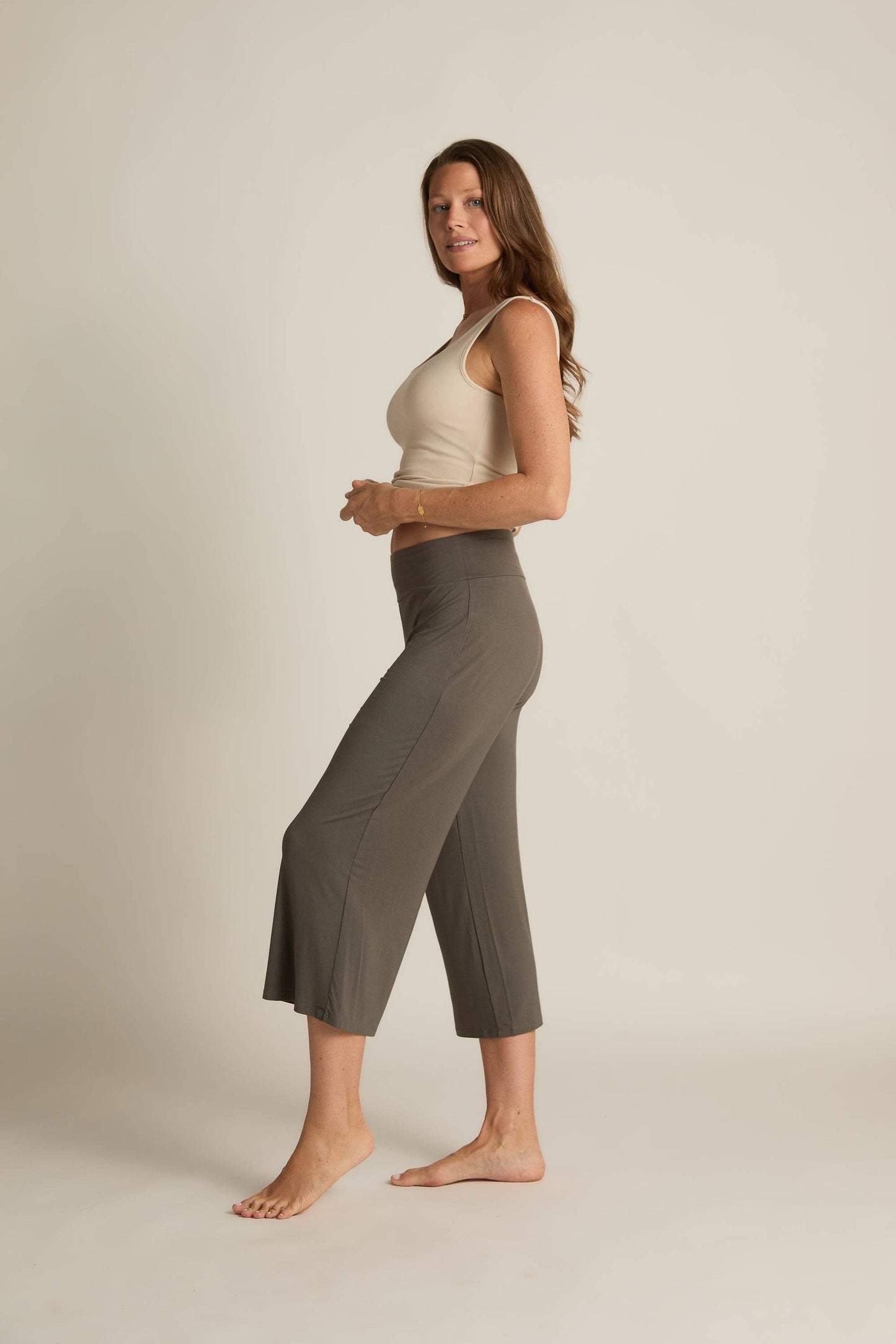 Wide-Leg Capri Pant