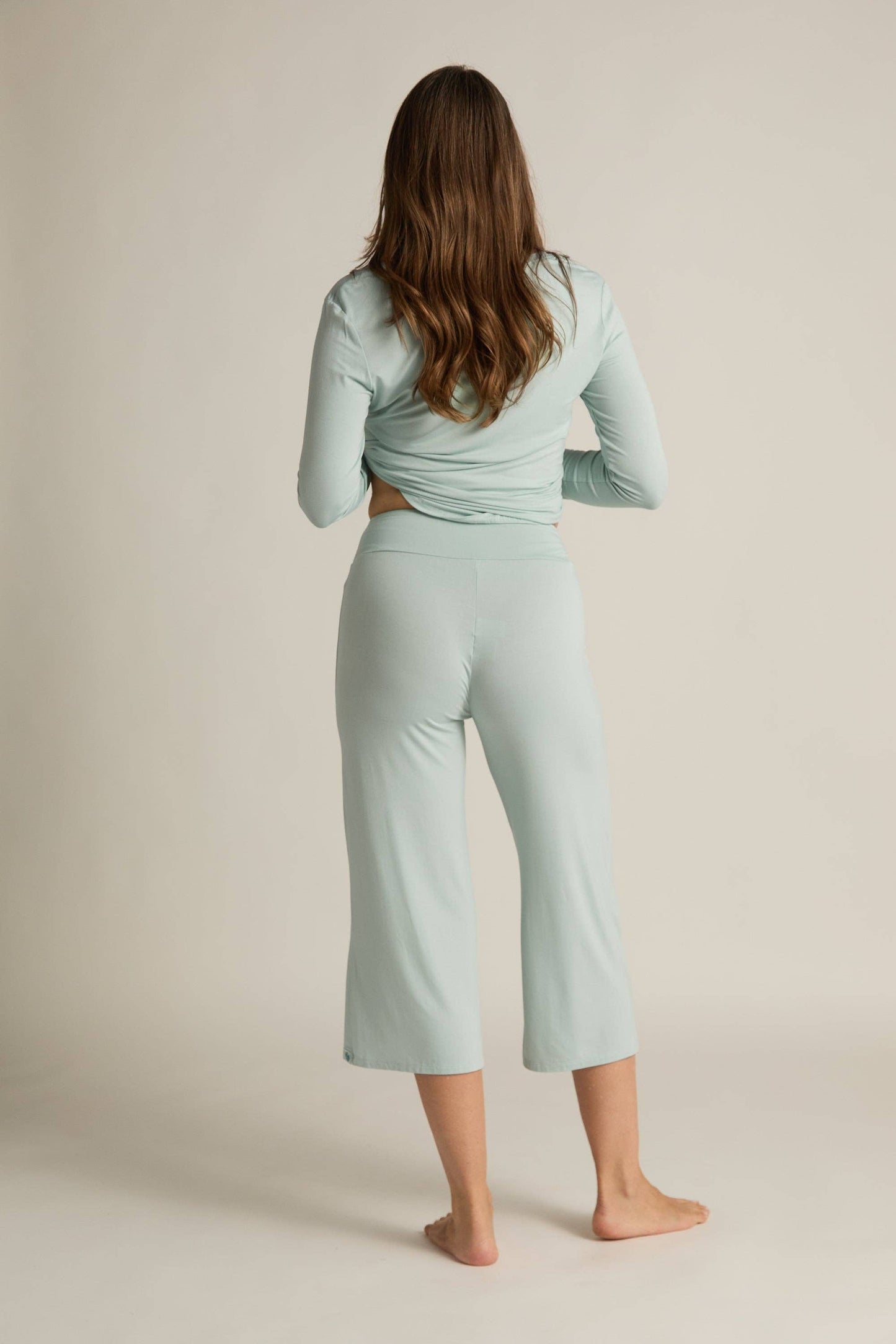 Wide-Leg Capri Pant