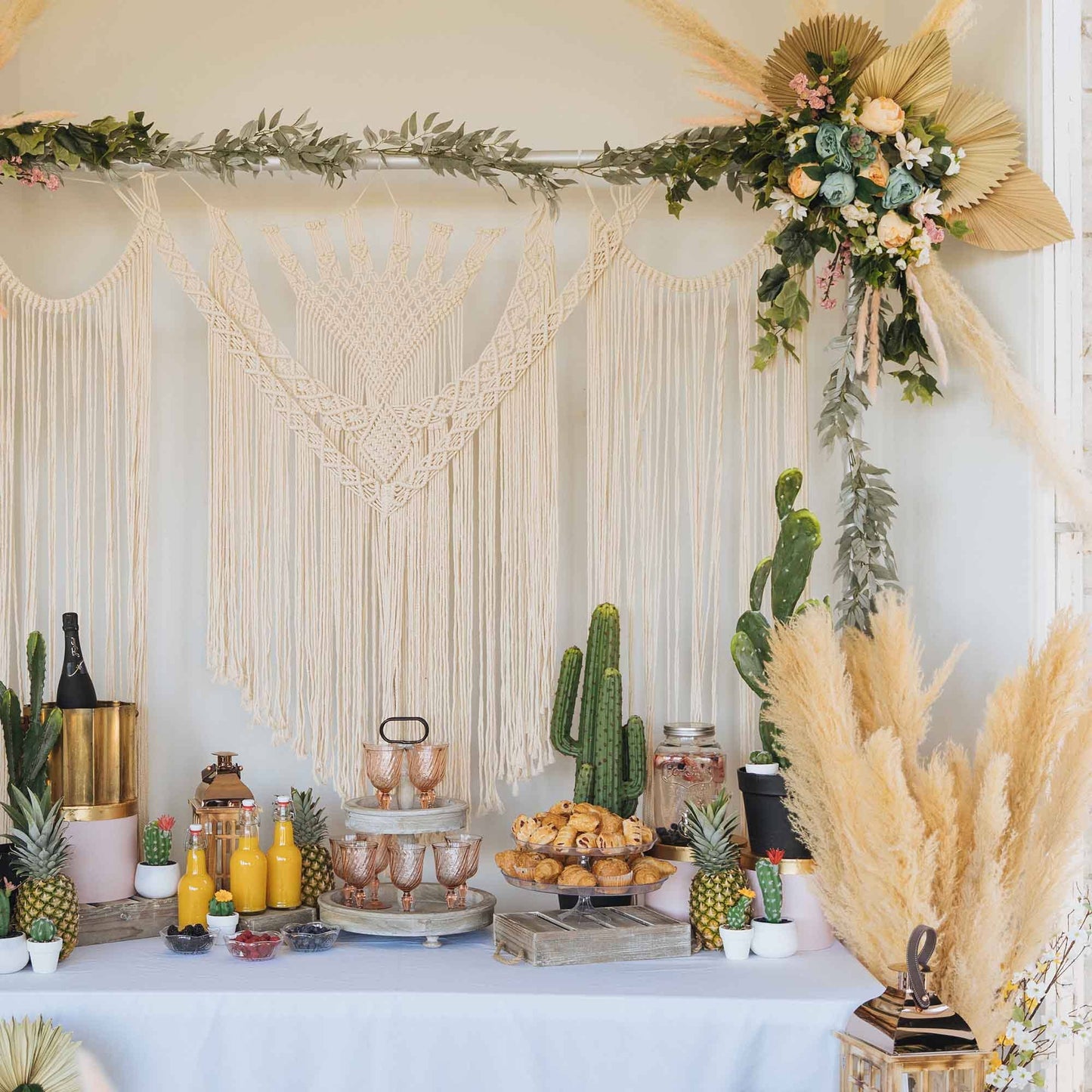 Natural Dried Giant Pampas Grass Stem