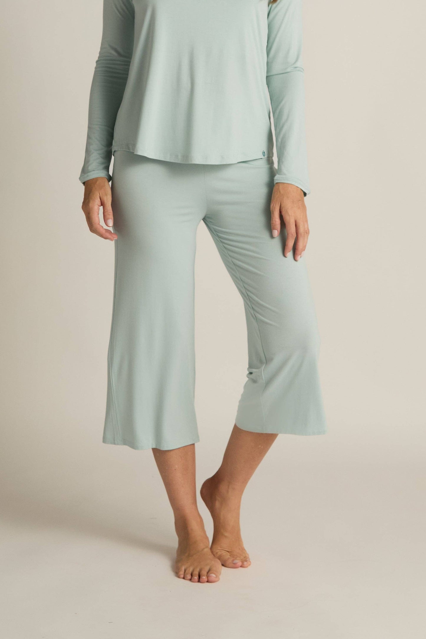 Wide-Leg Capri Pant