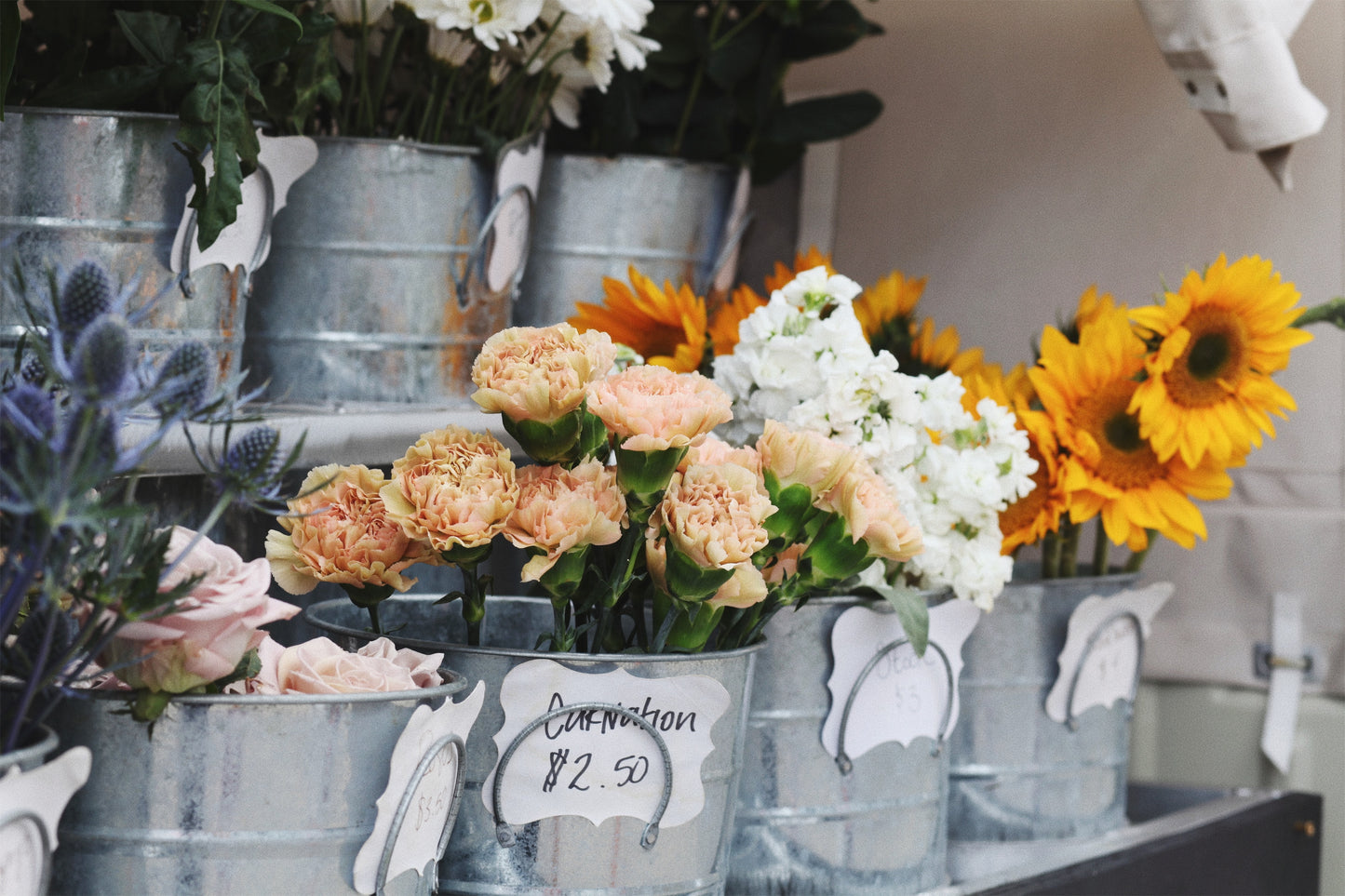 Pop-Up Flower Bar