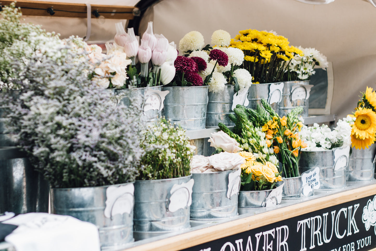 Pop-Up Flower Bar